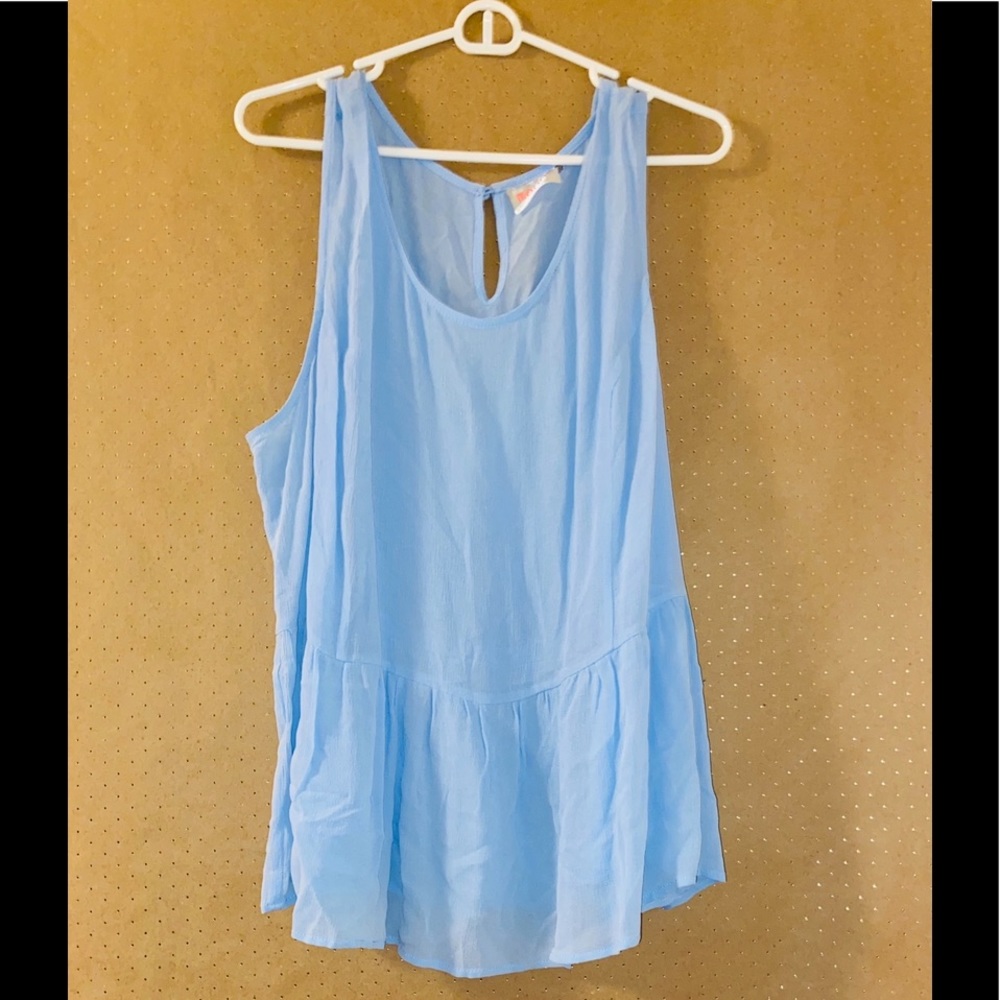ModCloth Peplum Top - Picture 2 of 3